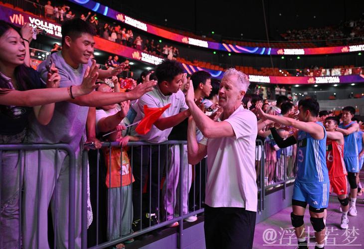 中国男排力克荷兰 收获两连胜 中国男排力克荷兰 收获两连胜