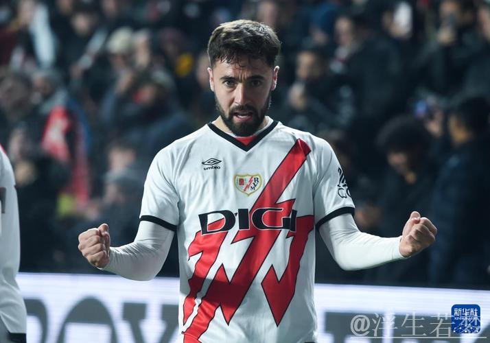 皇马2-1击败巴列卡诺,积分追平巴萨,姆巴佩与维尼修斯齐建功 皇马2-1击败巴列卡诺,积分追平巴萨,姆巴佩与维尼修斯齐建功